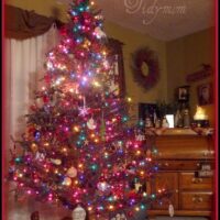 Decorated Christmas tree 2008 at TidyMom.net