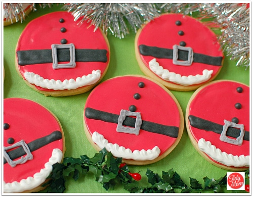 iced christmas cookies