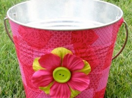 help keep the outdoors looking pretty while you deal with pesky insects. DIY Mod Podge outdoor candle with Amy Anderston of ModPodgeRocks at TidyMom.net