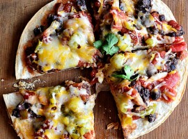 Mexican Black Bean Pizza | recipe at TidyMom.net