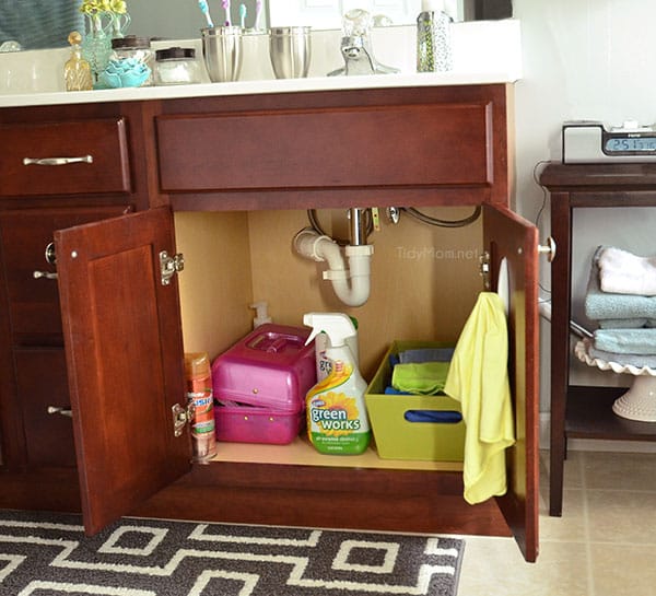 How to keep your bathroom clean in 5 minutes a day