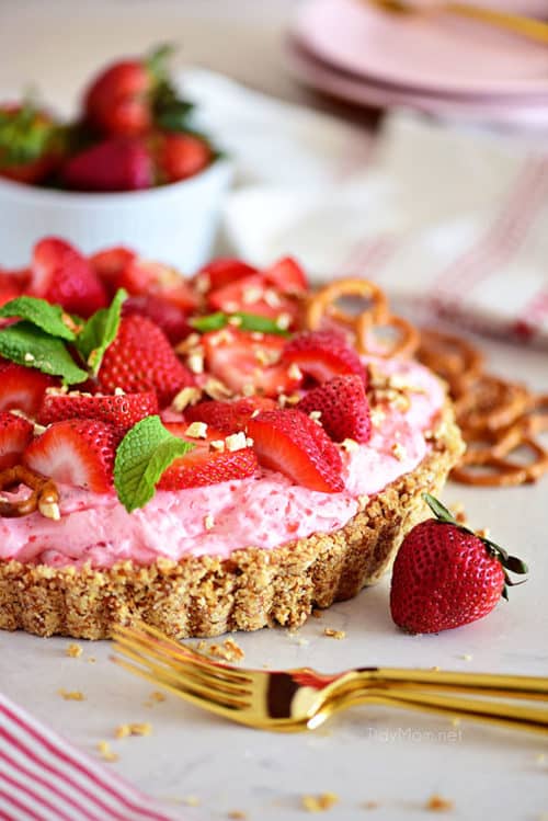 Strawberry Pretzel Pie Tidymom