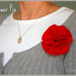felt flower pin