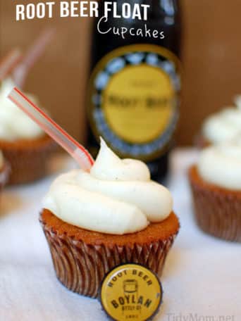 The Vanilla Bean Frosting makes this Root Beer Cupcake tast just like a Root Beer Float! Recipe at TidyMom.net
