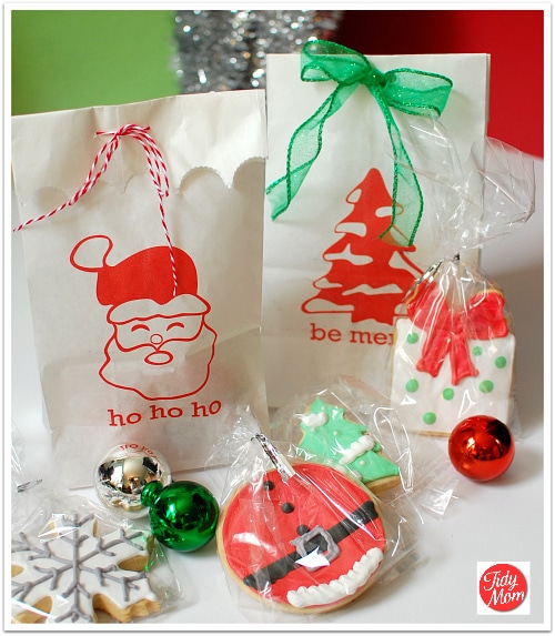 DIY Holiday Gift Bags and Wrap