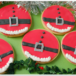 Santa Belly decorated christmas cookies at TidyMom.net
