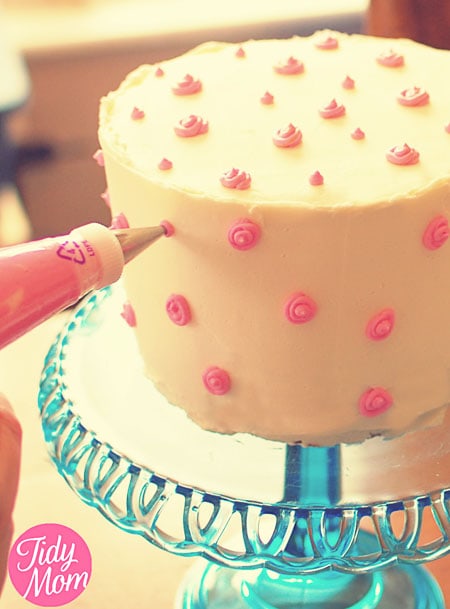 16 Types of Frosting to Decorate Cakes, Cookies and More - PureWow