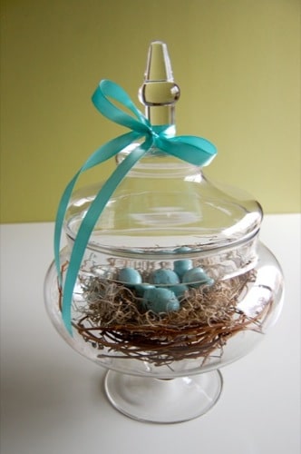 DIY thrifty spring centerpiece at TidyMom.net