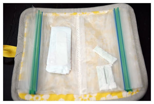 Pot Holder Organizer with Plastic Baggies Tutorial