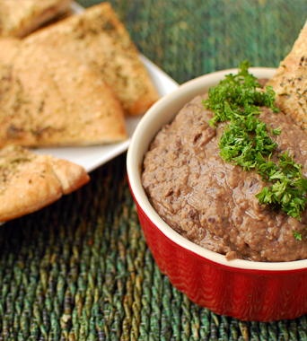 black bean & carmelized onion dip