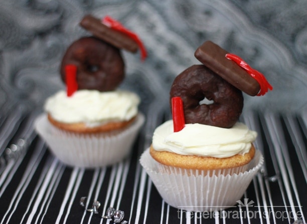 graduation cap donut cupcakes image