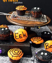 Halloween spider cupcakes