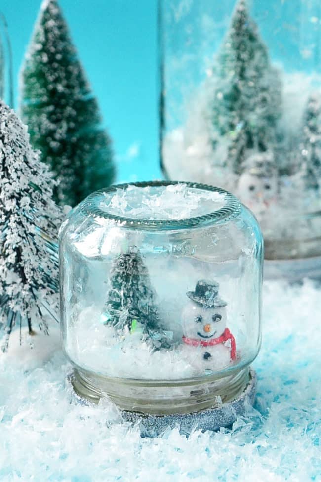 DIY Waterless Snow Globes