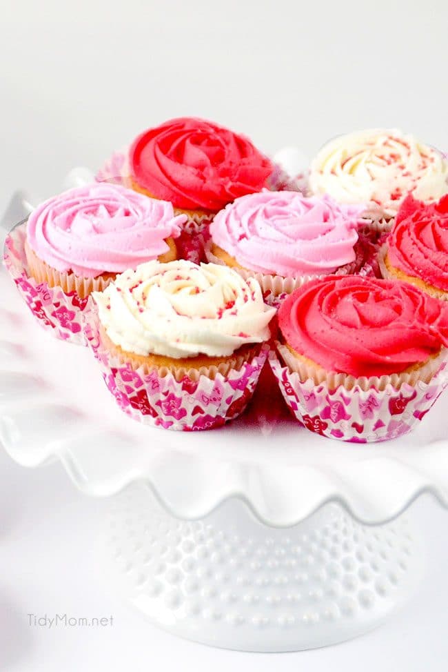 how to make Rose Cupcakes with quick-crusting buttercream recipe