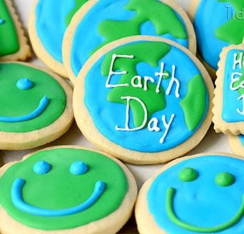 Earth Day cookie - TidyMom