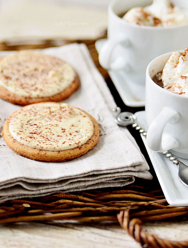 CAPPUCCINO COOKIES with mugs of cappuccino