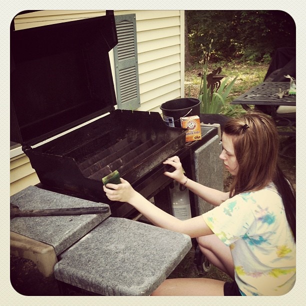 Cleaning the grill