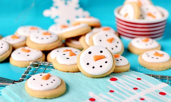 Snowman Cookies at TidyMom.net