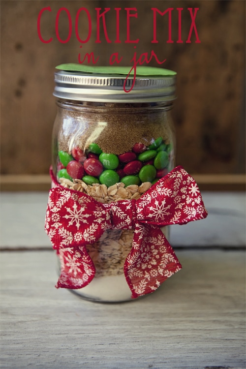 Thankful Cookies in a Jar - Mason Jar Cookies for those you're thankful for