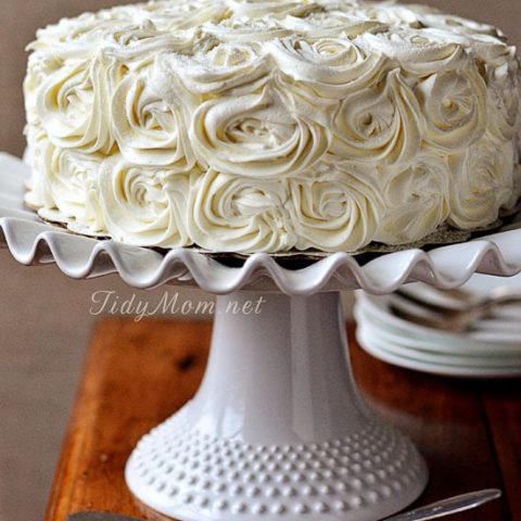 Red Velvet & Cinnamon Layer Cake with Cream Cheese Frosting
