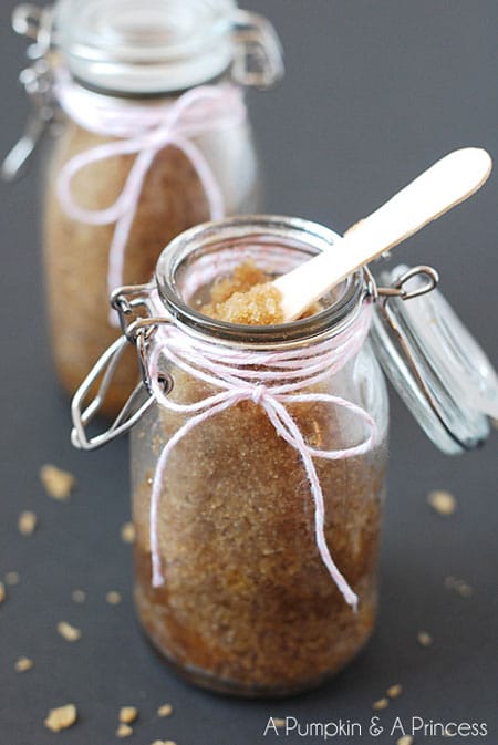 Homemade Brown Sugar Scrub Recipe at www.apumpkinandaprincess.com