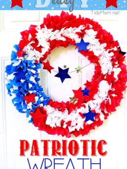 Easy Patriotic Flag Wreath