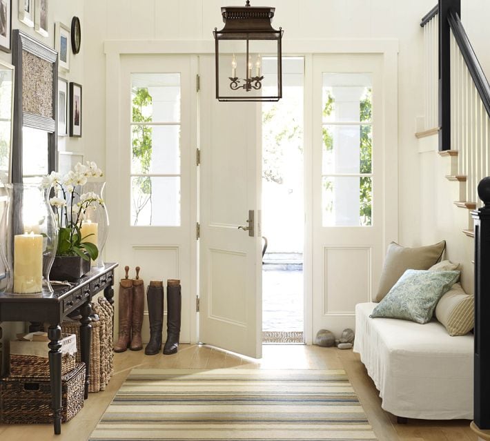 clean and welcoming foyer entryway