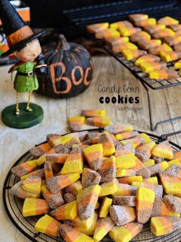 Easy Candy Corn Shaped Cookies {Video}