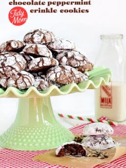 Easy Chocolate Peppermint Crinkle Cookies using a brownie mix as a shortcut to crinkle #cookie perfection. Recipe at TidyMom.net