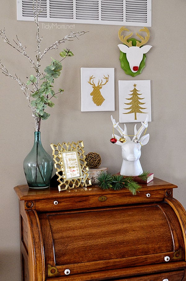 DIY Christmas Reindeer Wall Art at TidyMom.net  Super easy #Christmas #crafts