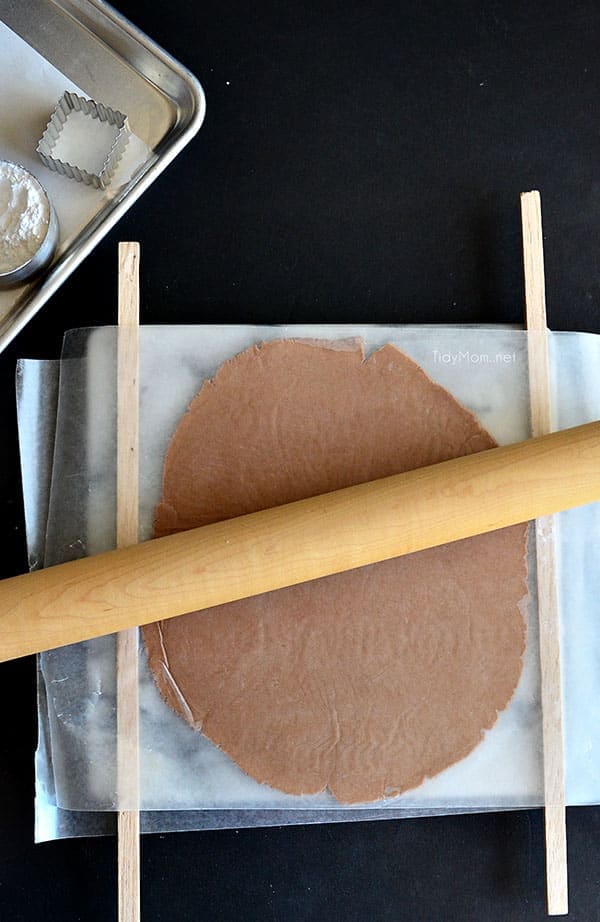 Use balsa sticks to roll out cookie dough evenly. More #cookie tips and recipe at TidyMom.net