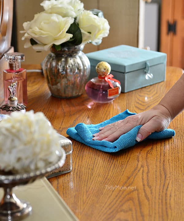 Large Surface Duster - Static Dusting Microfibers - Hold Dust Like A Magnet