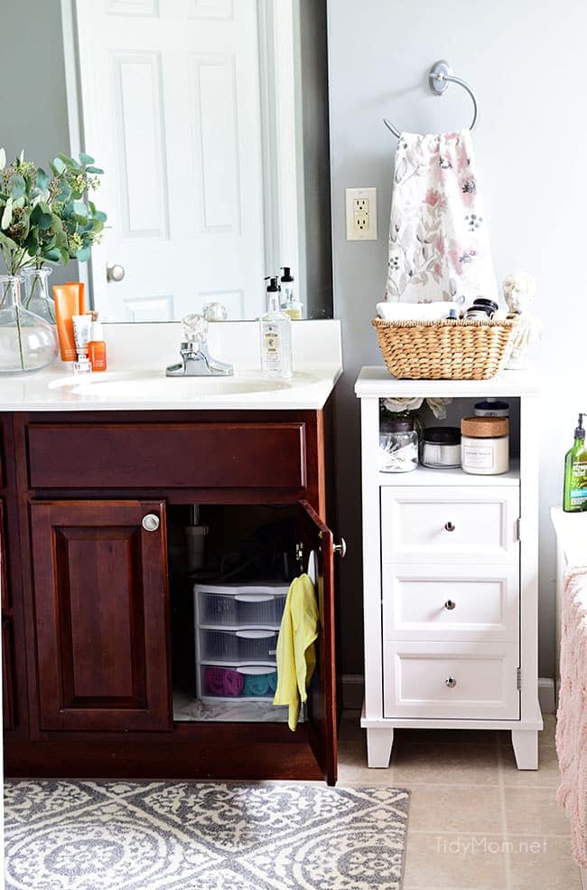 How to keep your bathroom clean in 5 minutes a day