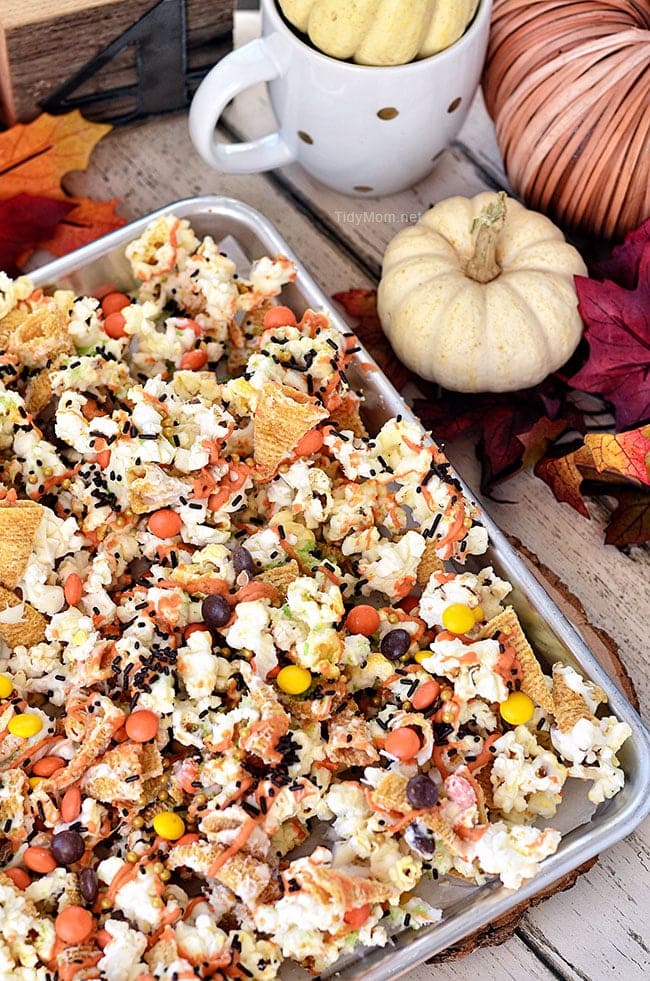 Turkey Munch - Fall Popcorn Snack Mix