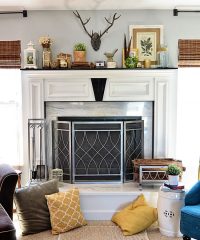 Spring Mantel and Family Room at TidyMom.net