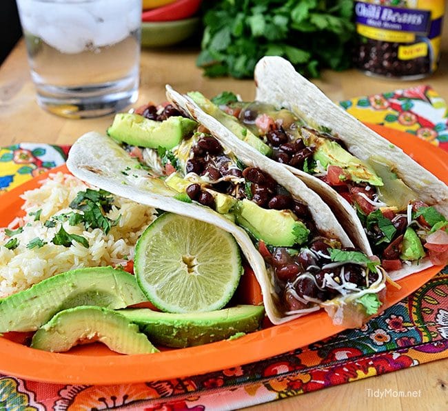 Avocado Tacos with Black Beans 