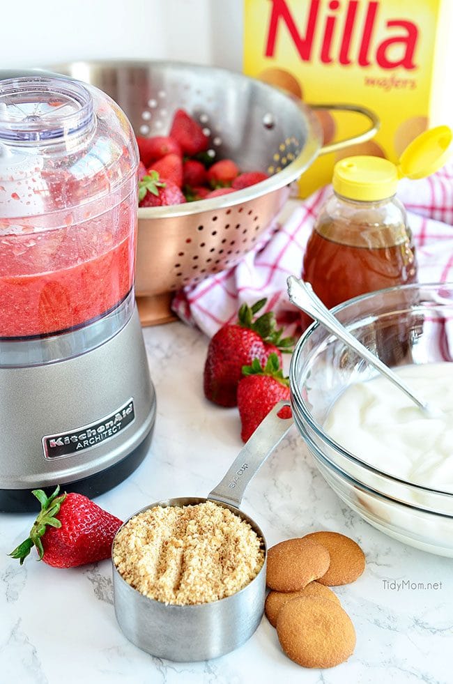 Strawberry Shortcake Popsicles Recipe | TidyMom®