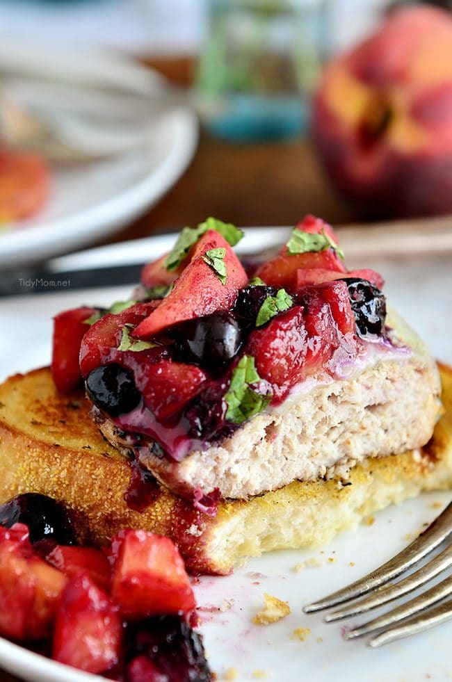 Grilled Turkey Burgers with Peaches and Blueberries recipe at TidyMom.net