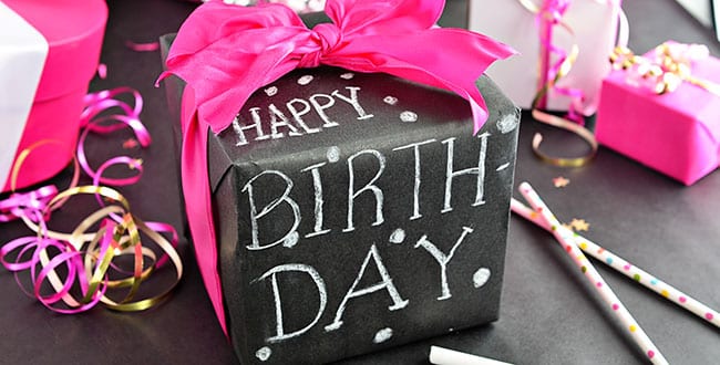 7 Days of Gift Wrapping Ideas: DIY Chalkboard Art Paper