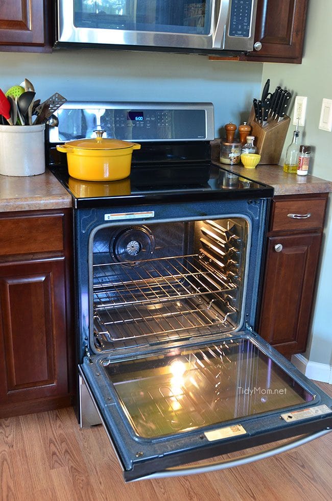 How to clean the glass on the inside of your oven door at TidyMom.net