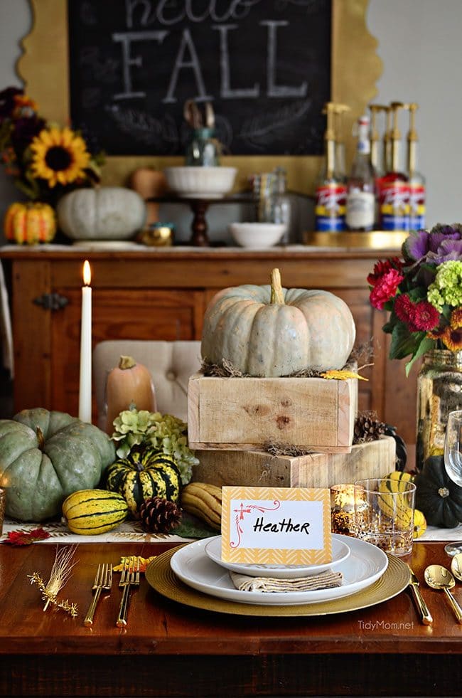DIY Laminated Place Cards . Free printable at TidyMom.net Perfect for Thanksgiving Christmas or any time of year. Use a dry erase marker and you can use them over and over again!