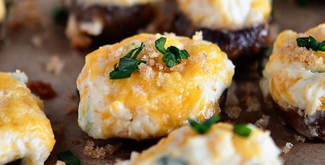 Cheesy Mashed Potato Stuffed Mushrooms with Garlic Brown Butter Breadcrumbs. Appetizer recipe at TidyMom.net