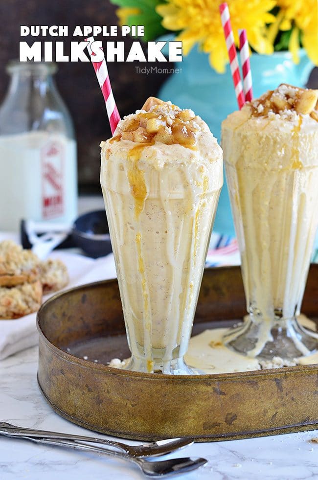 No plate and fork needed for this apple pie a la mode! A cool and creamy DUTCH APPLE PIE MILKSHAKE is the perfect blend of creamy vanilla ice cream, apple pie filling, and crumb topping. Recipe at Tidymom.net