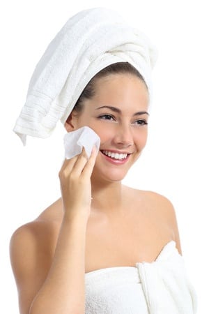 use baby wipes to remove make up