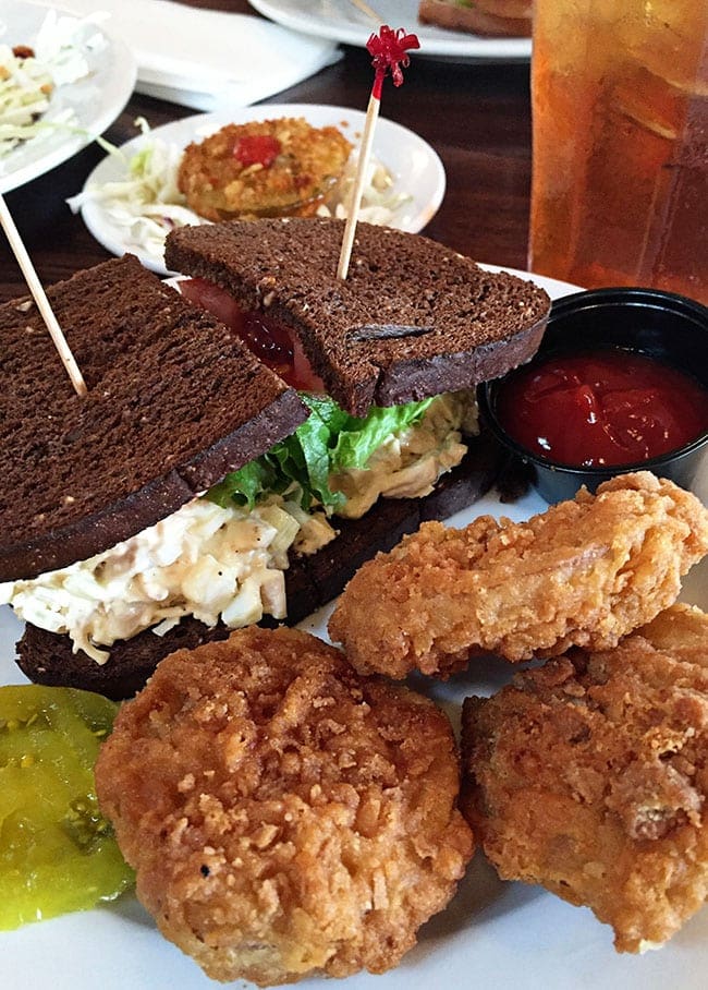 lunch at Paula Deen’s, Lady and Sons restaraunt !! Jelly roll fries , chicken salad sandwich and fried green tomatoes. More Savannah travel, eats and sightseeing at TidyMom.net