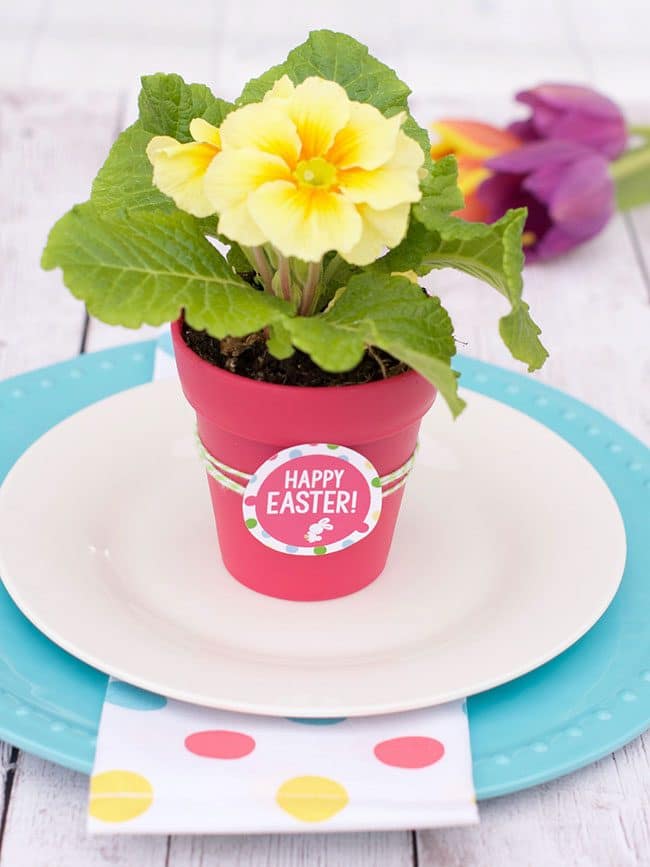 Flowers for Easter Printable | Easter Dinner Meal Plan recipes, printables and decor ideas. Details at TidyMom.net 