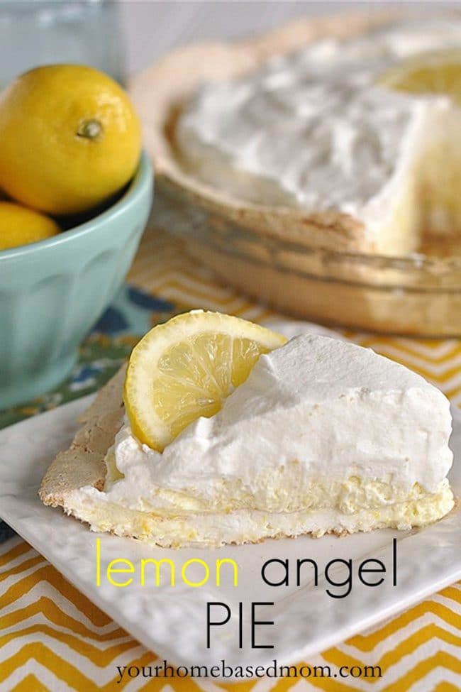 Lemon Angel Pie | Easter Dinner Meal Plan recipes, printables and decor ideas. Details at TidyMom.net 