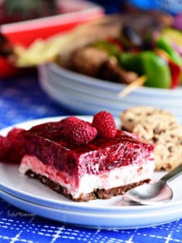 No-Bake Raspberry Cheesecake with Cookie Crust. Perfect make-ahead dessert fora summer BBQ or potluck Print the full recipe at TidyMom.net