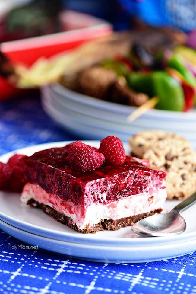 No-Bake Raspberry Cheesecake with Cookie Crust. Perfect make-ahead dessert fora summer BBQ or potluck Print the full recipe at TidyMom.net