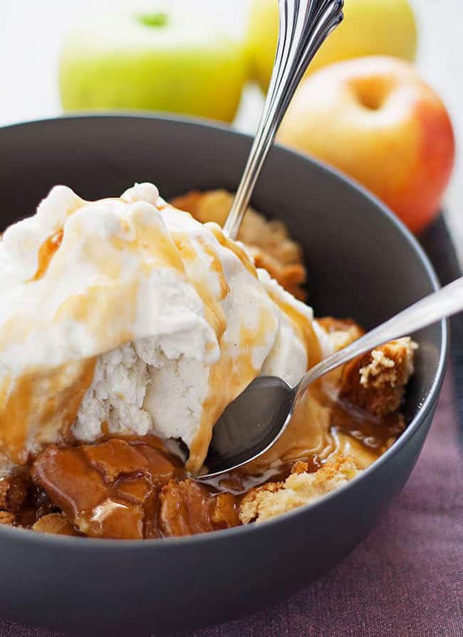 Best Comfort Food Meal Plan. Apple Cake Sundae from Honey & Birch. Get More meal plan recipes, printable and decor at TidyMom.net